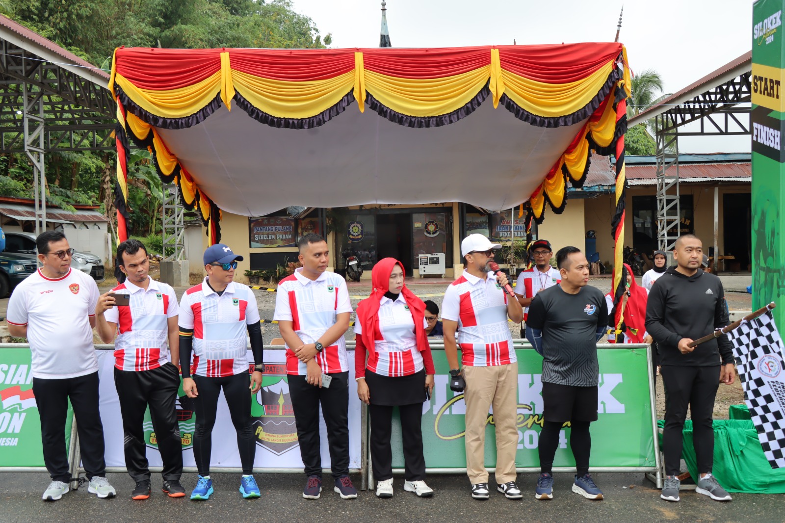 Kapolres Sijunjung hadiri kegiatan Minangkabau Basapeda to fun Bike dan Criterium Silokek 2024