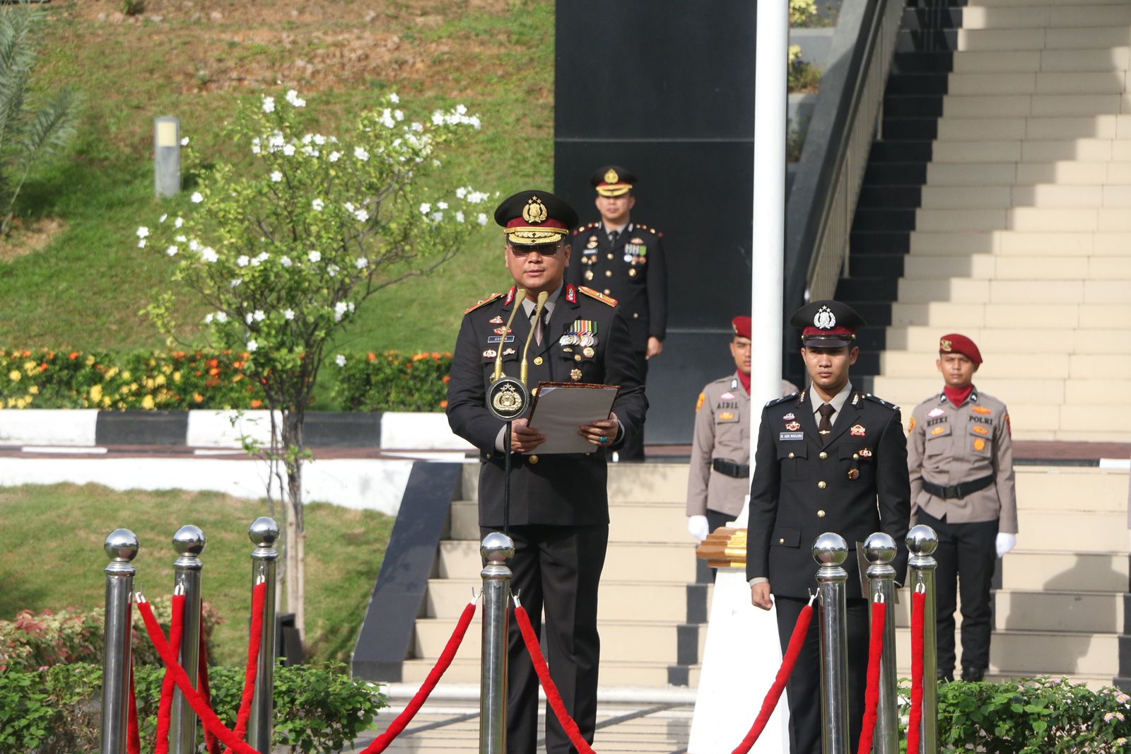 Polda Sumbar Gelar Upacara Peringatan Hari Pahlawan Tahun 2024